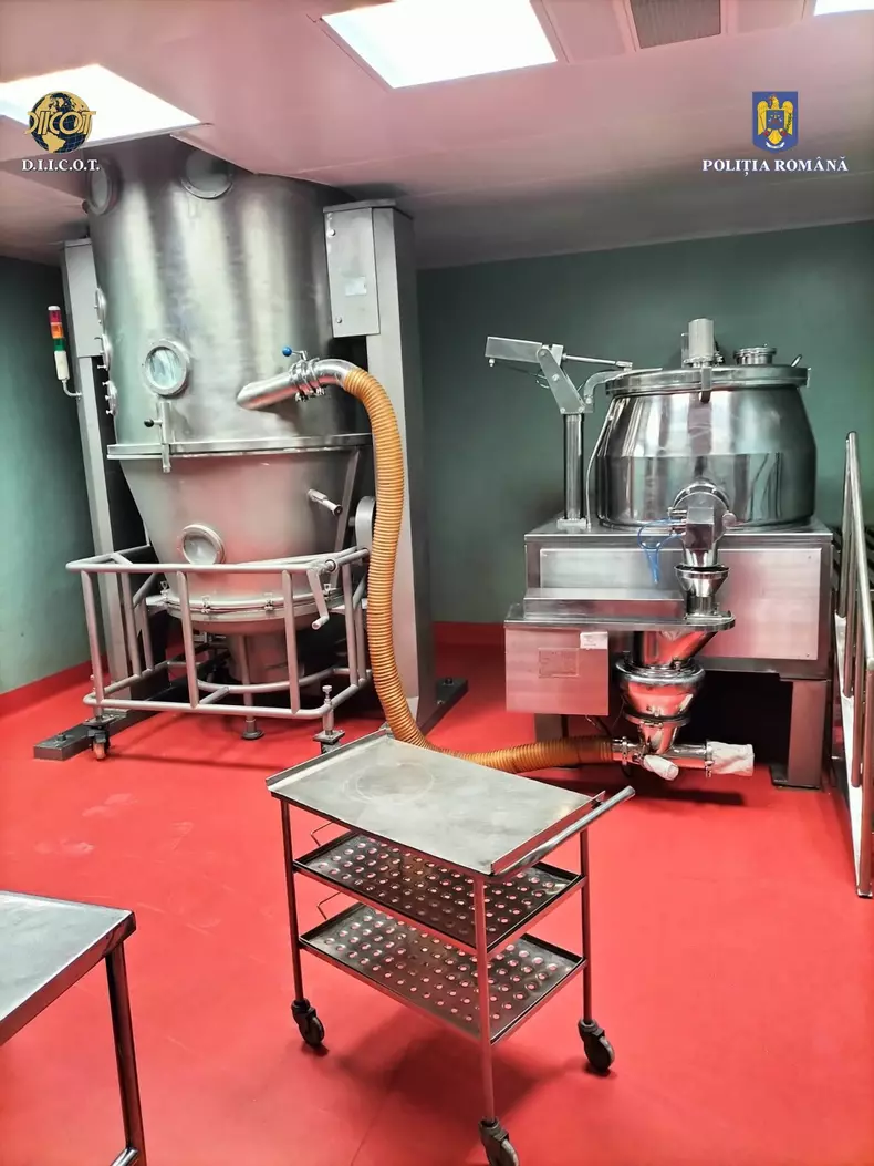 whatsapp-image-2023-03-09-at-15-56-36-15