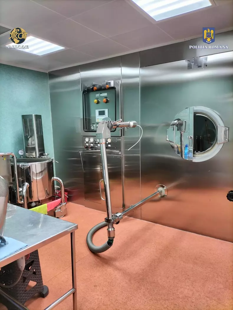 whatsapp-image-2023-03-09-at-15-56-36-19