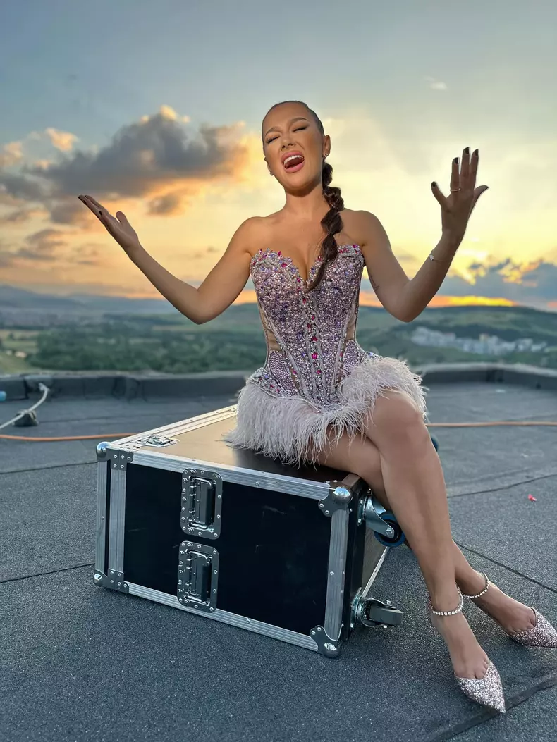 vladuta-lupau-masina-2