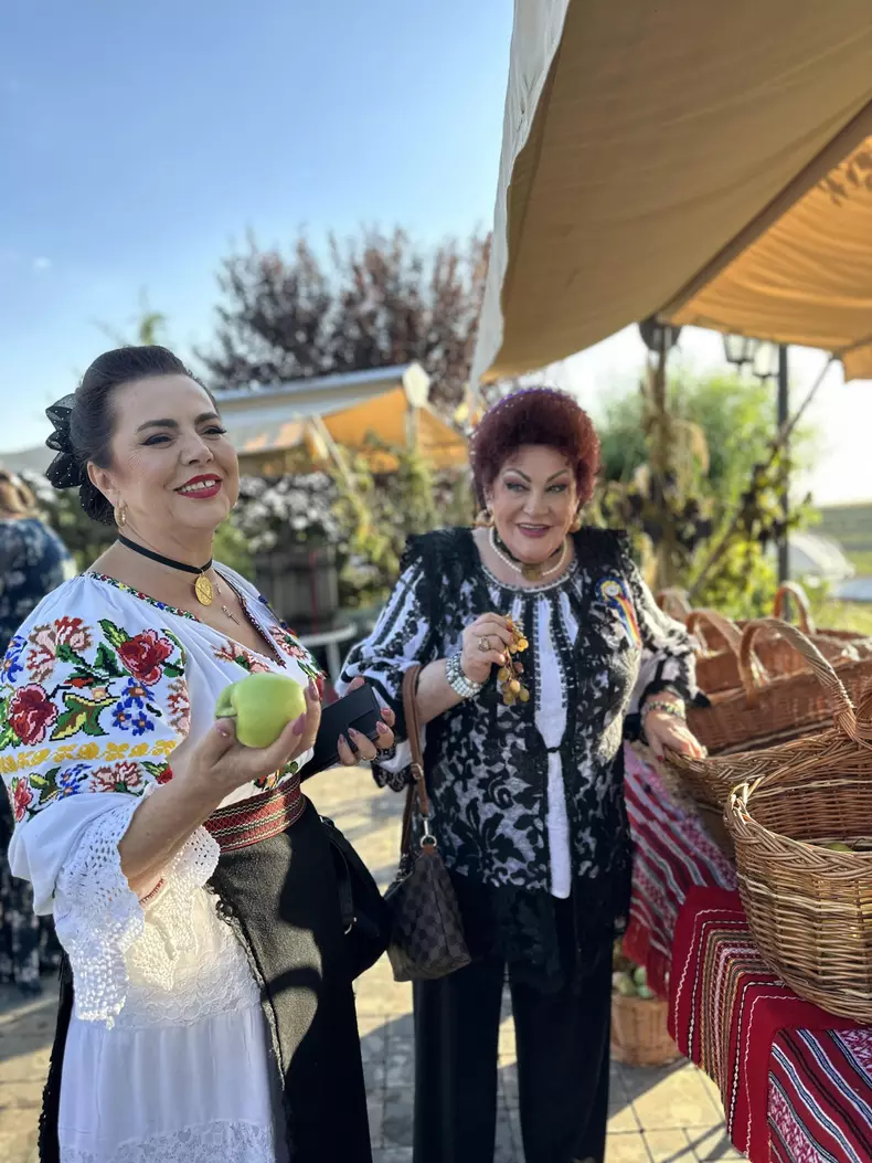 Elena Merișoreanu și Mărioara Man Gheorghe