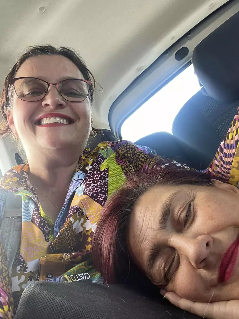 Rinda și Rona Hartner (1)