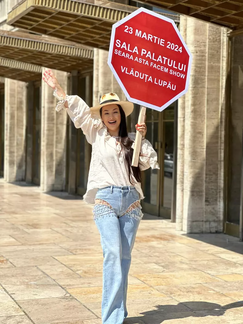 Vlăduța Lupău (20)