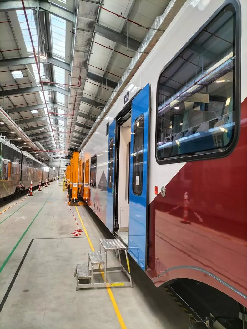 tren-coradia7-clubferoviar.ro