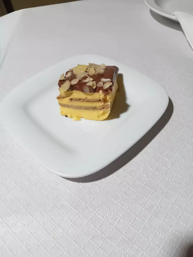 Tarta de la abuela, o prăjitură făcută de românca stabilită în Galicia.  Foto Ofelia Ungureanu