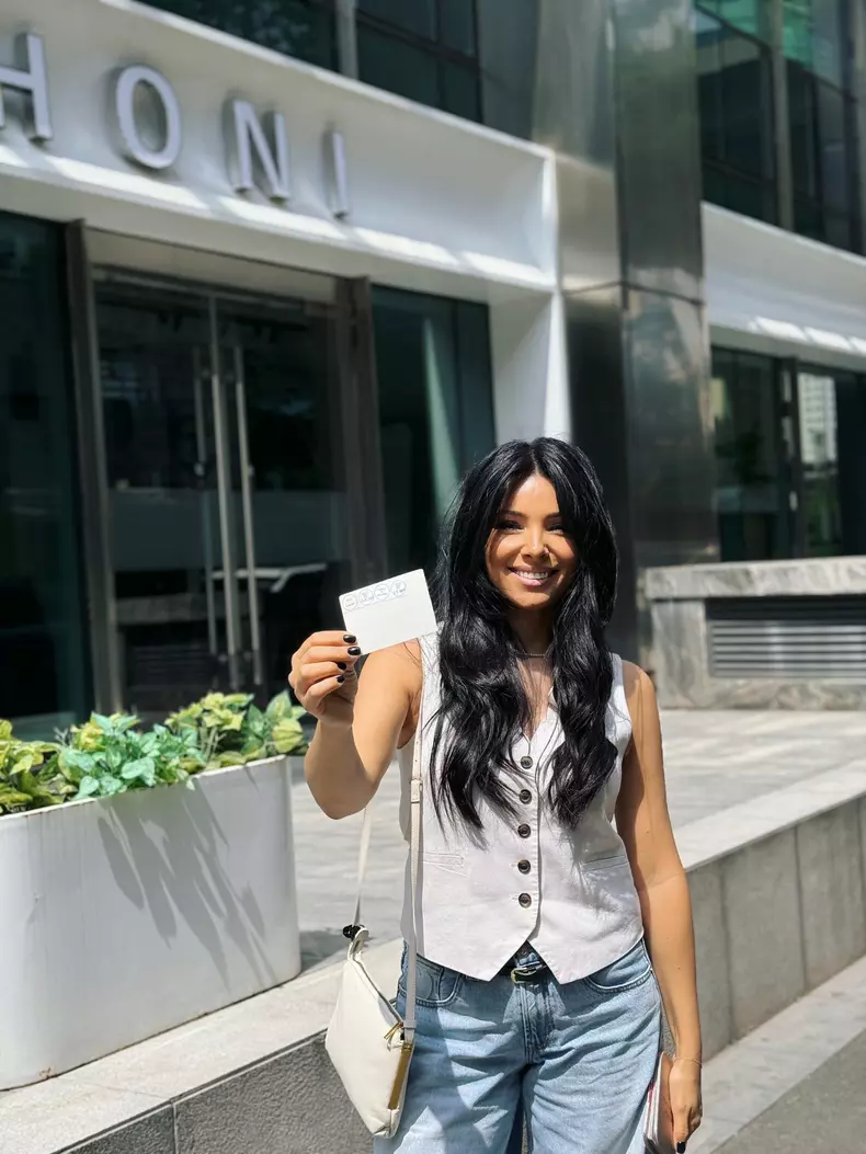 corina caragea a votat in shanghai 1