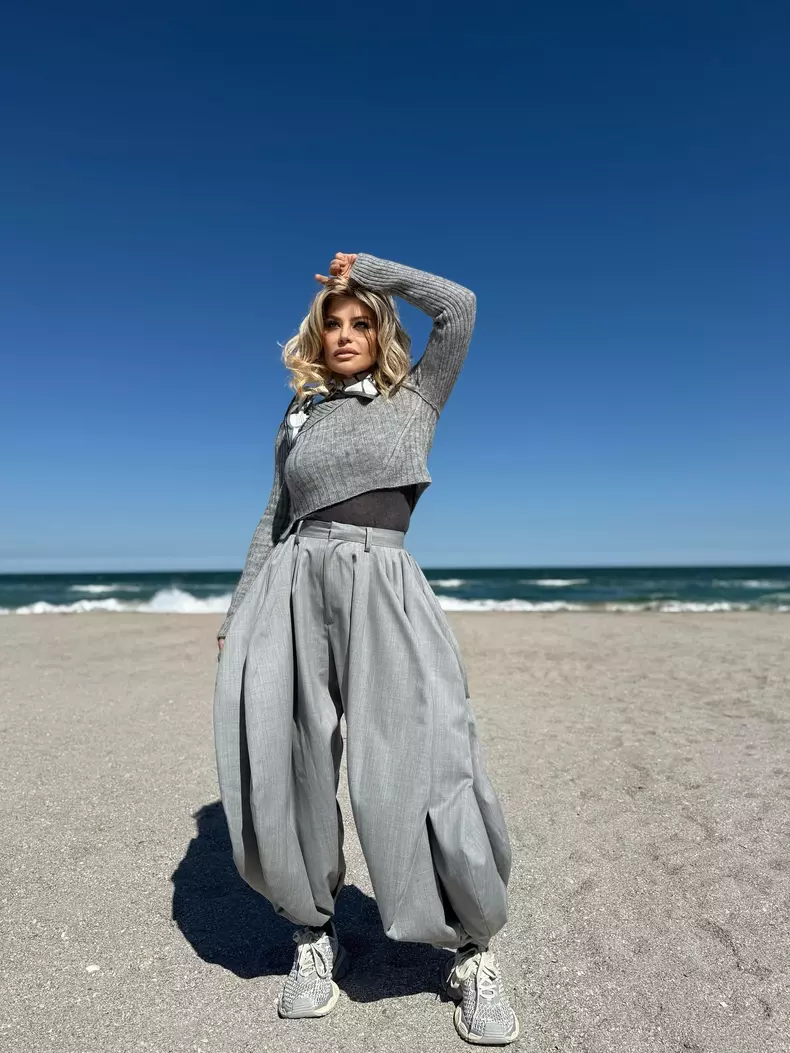 loredana groza la plaja 5