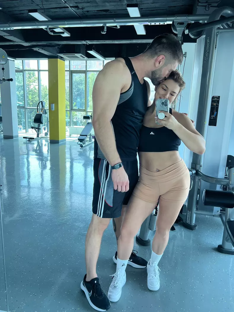 Maria Popovici si iubitul la sala