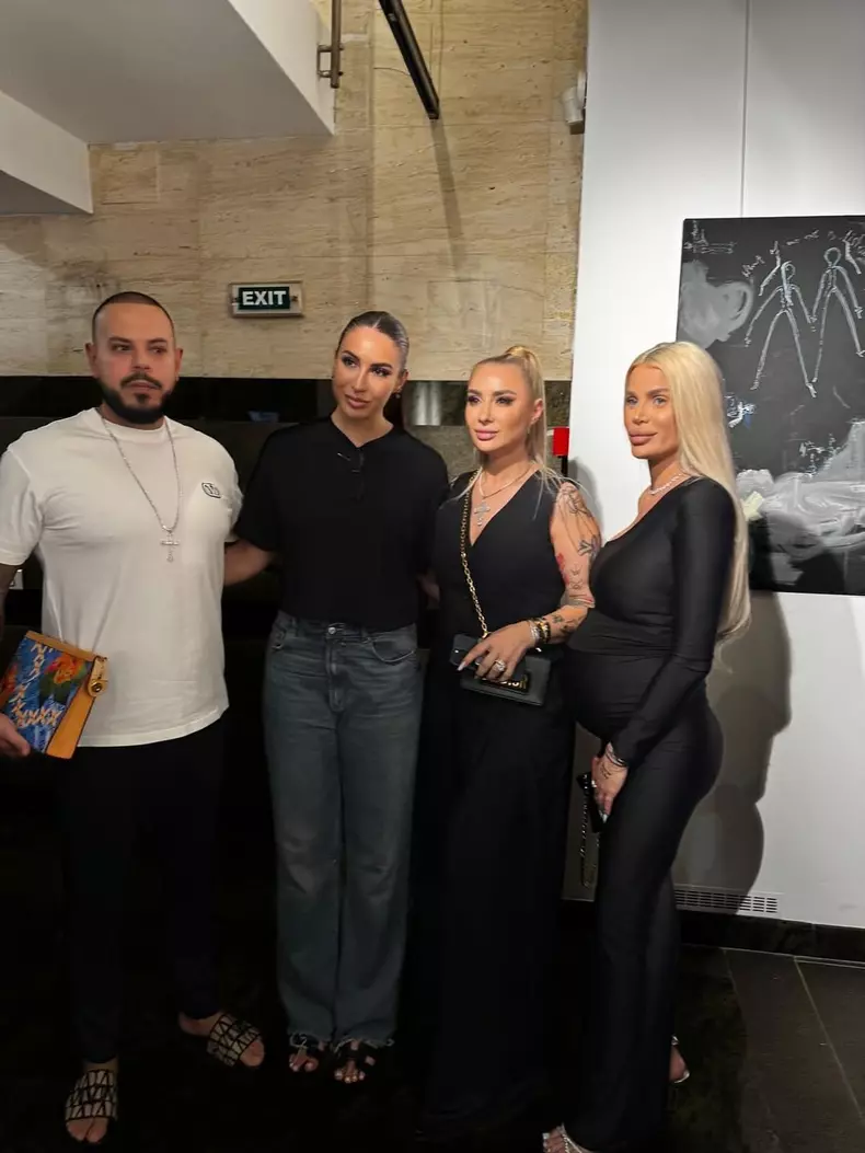 Vernisaj București - Rebecca Dumitrescu (18)