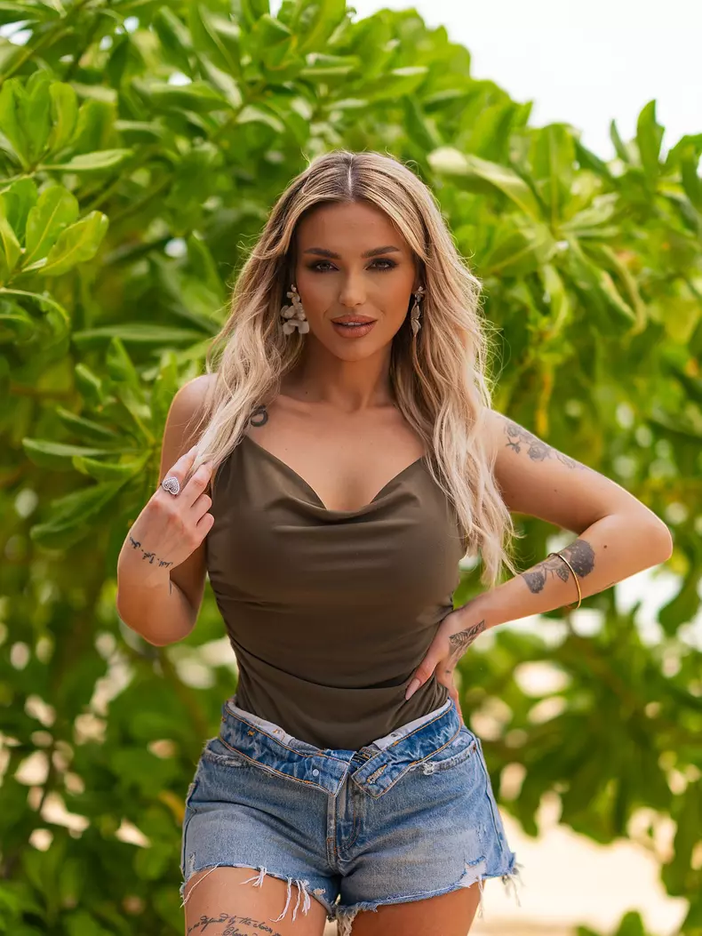 ella visan insula iubirii operatii estetice 10