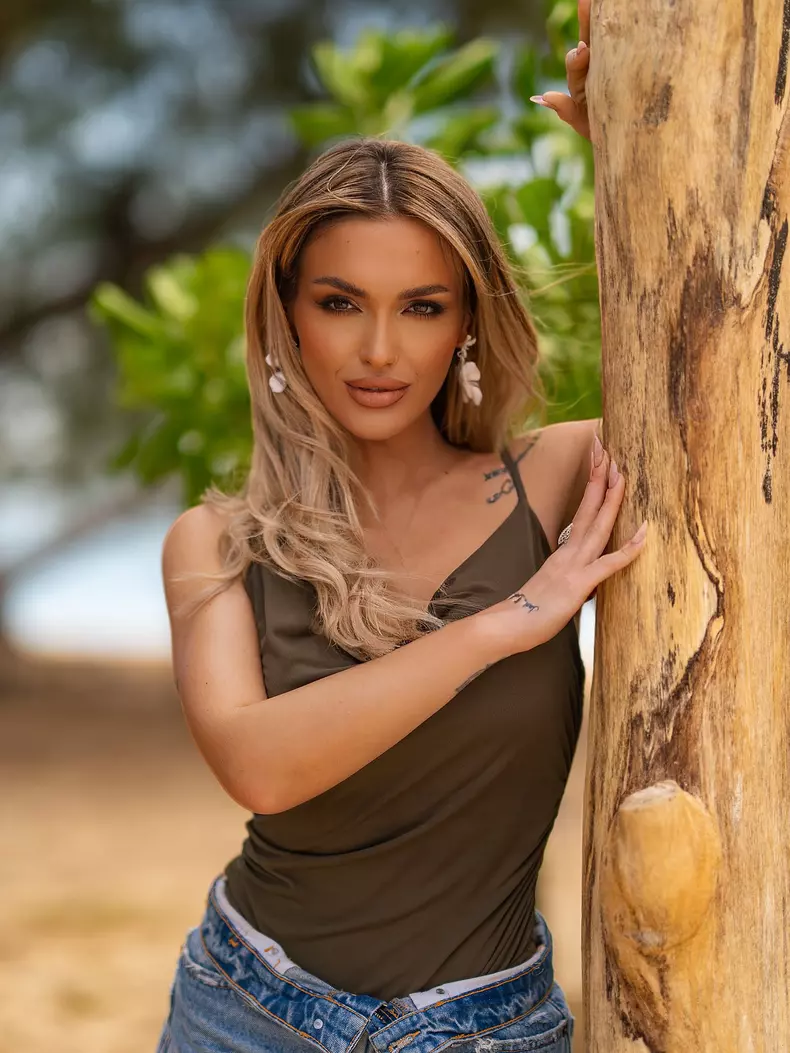 ella visan insula iubirii operatii estetice 9