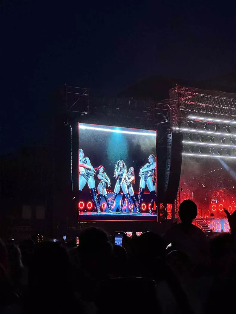 jennifer lopez piata constitutiei bucuresti 27 iulie (22)