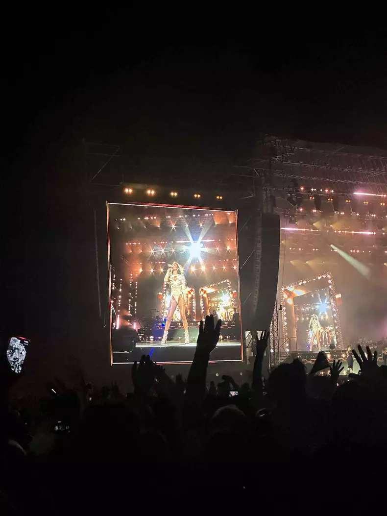 jennifer lopez piata constitutiei bucuresti 27 iulie (25)