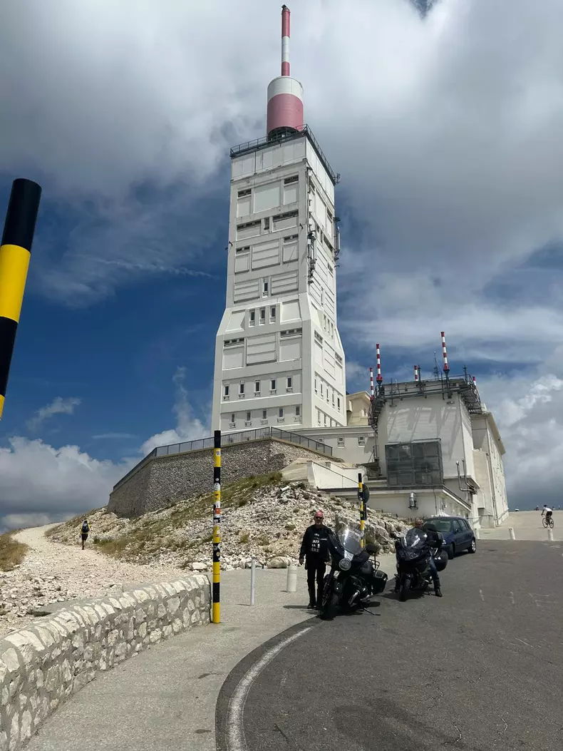 MONT VENTOUx 6