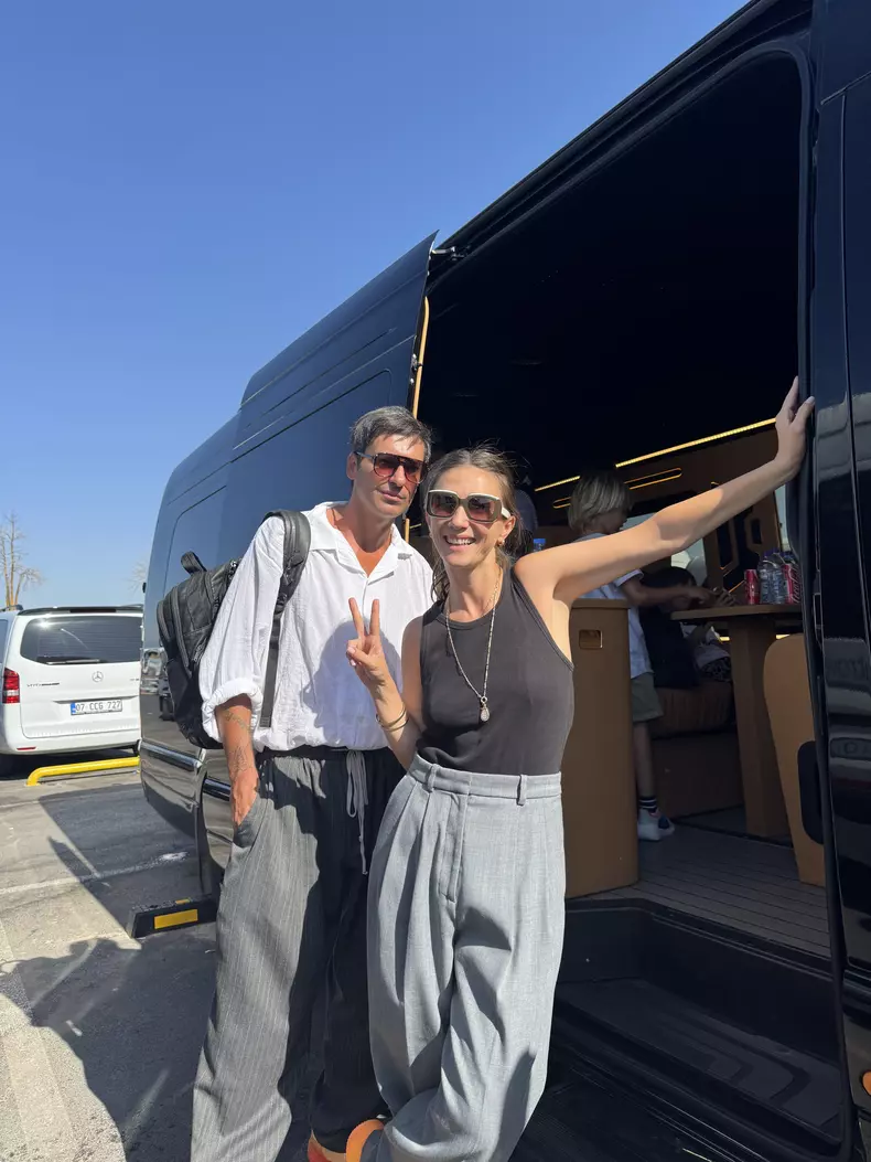 Adela Popescu si radu Valcan B