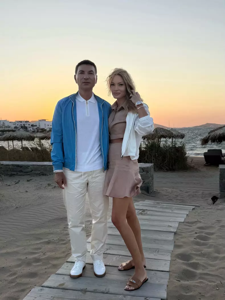 cristi borcea si valentina pelinel vacanta 1