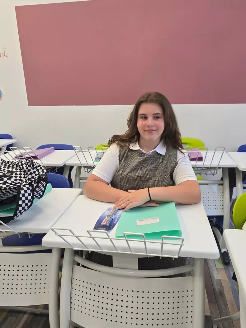 isabela fiica oana roman 2