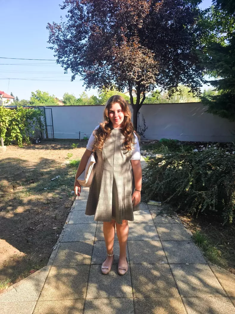 isabela fiica oana roman