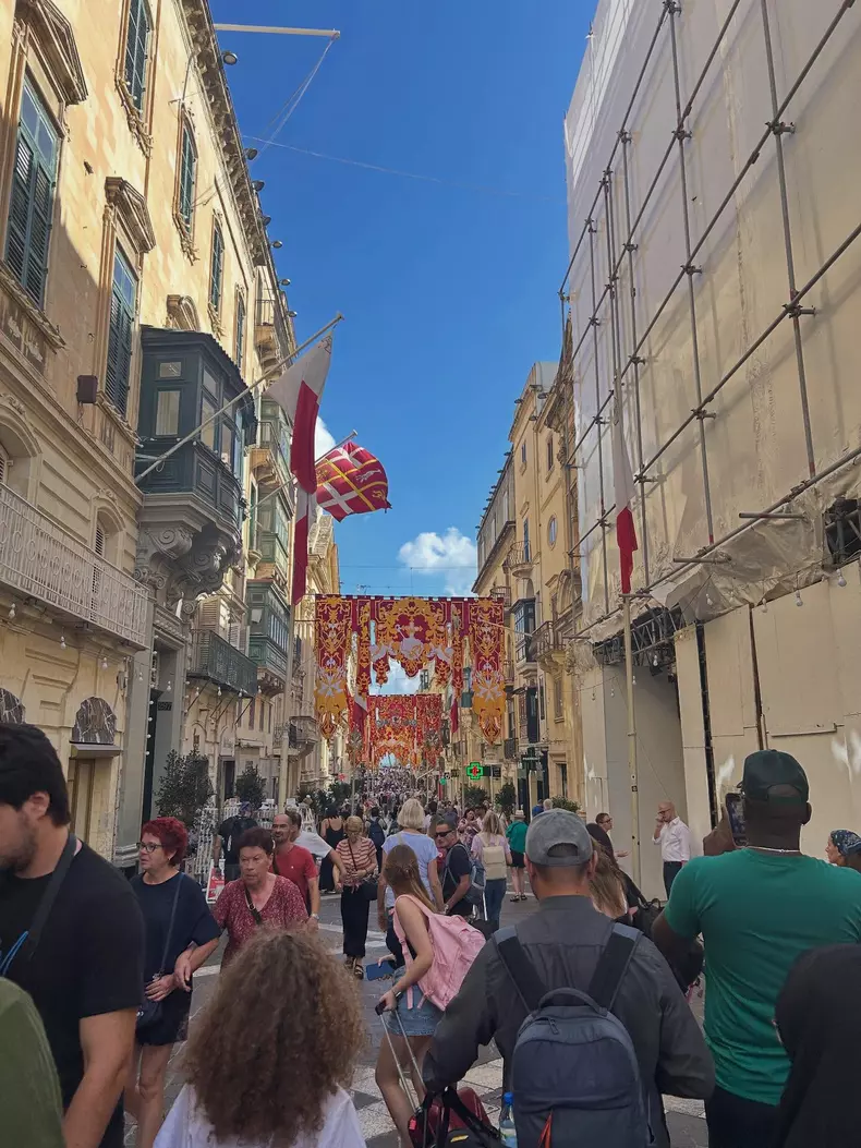 mirela vaida vacanta malta 12