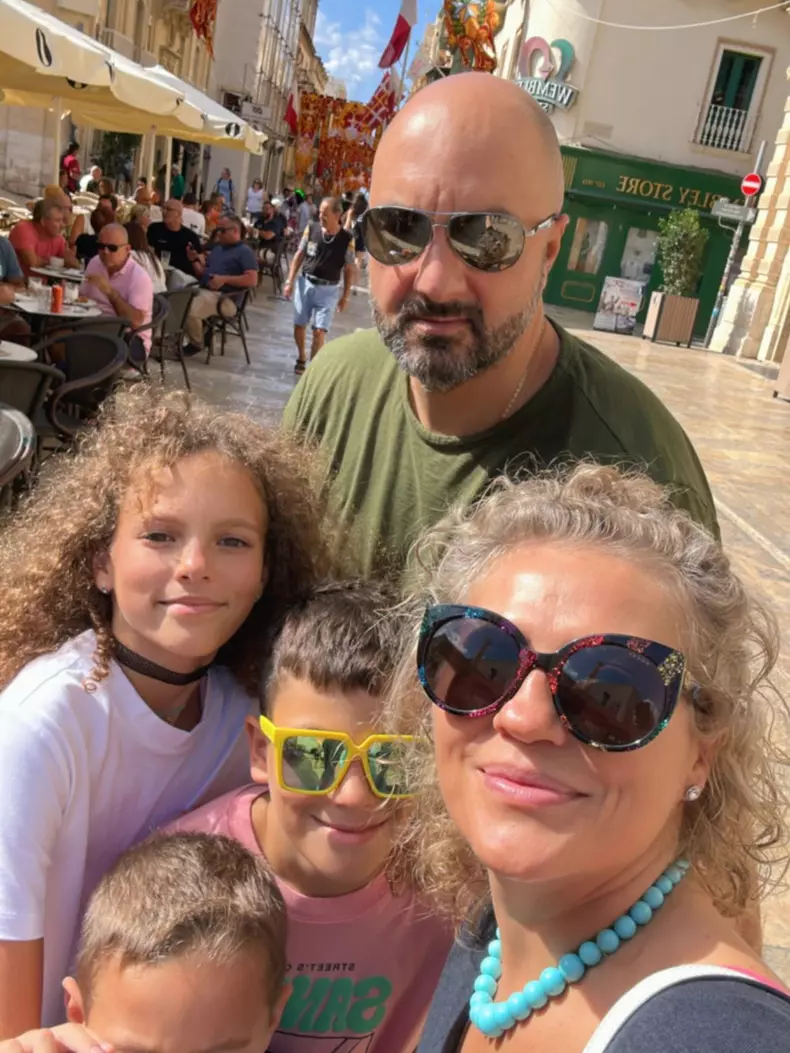 mirela vaida vacanta malta 13