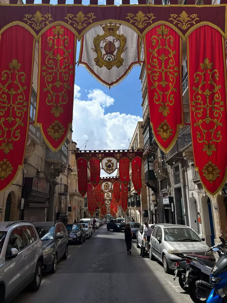 mirela vaida vacanta malta 9