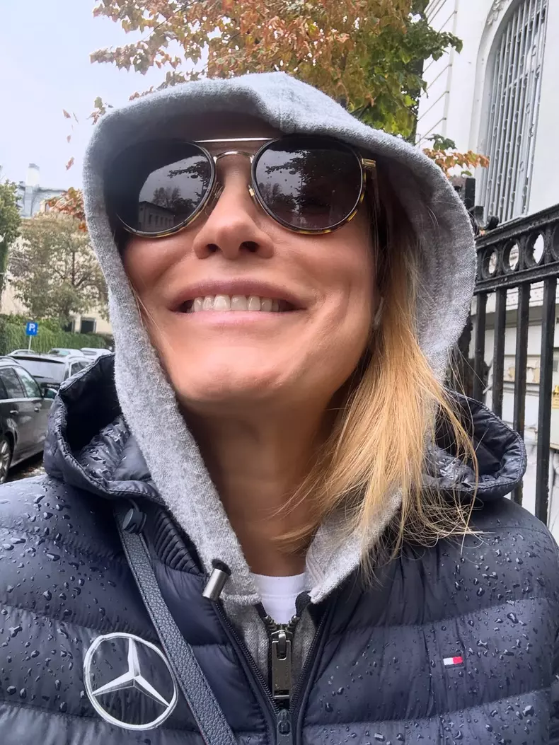 andreea esca pe ploaie