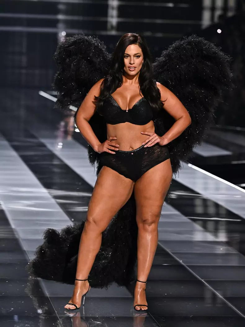 Ashley Graham - 2025 Victoria's Secret Fashion Show - Show
