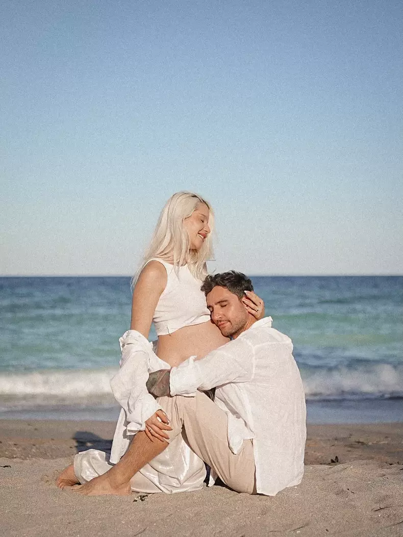 Carmen Grebenișan însărcinată (4)