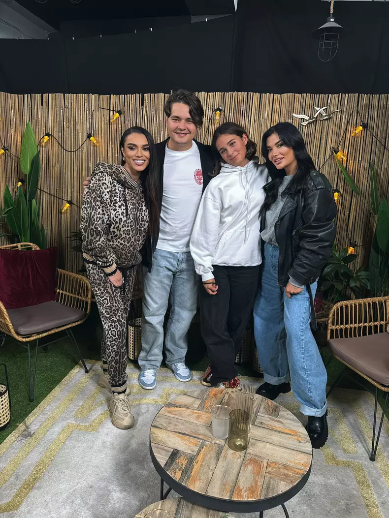 Fiica lui Gabi Tamaș (10)