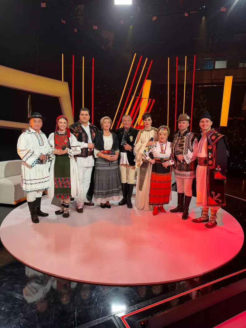 petrecere cu cantec tvr 1 (5)