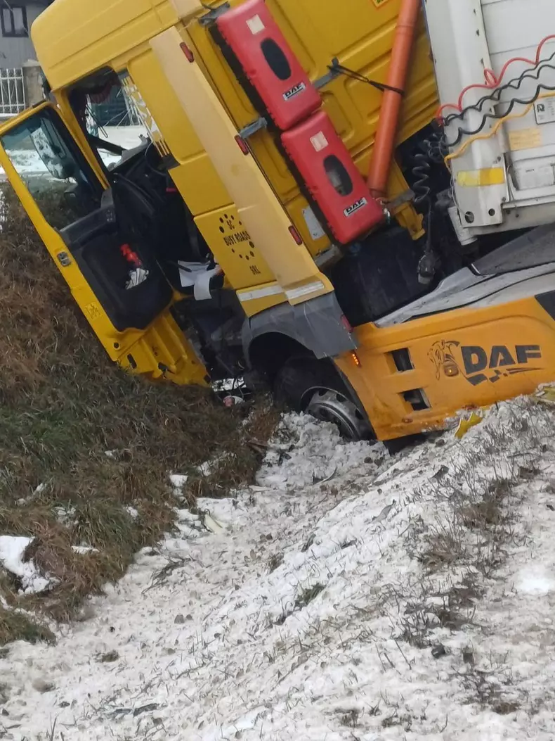 accident tir bucovina 2