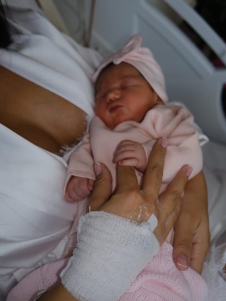 Larisa Udilă a născut o fetiță (8)