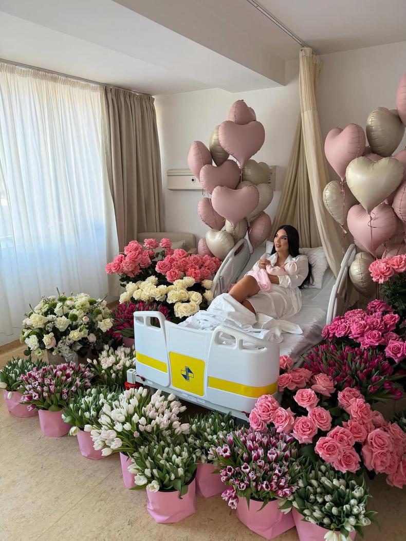 Larisa Udilă a născut o fetiță (9)