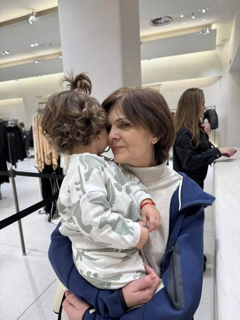 Sasha, fiul lui Theo Rose (5)