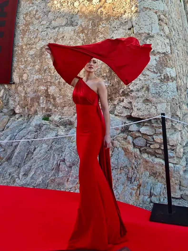 iuliana pepene acel martie (1)