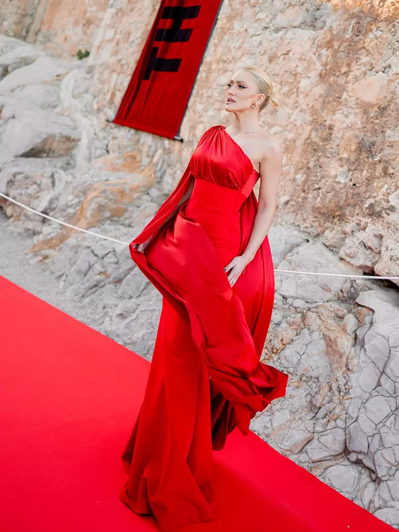 iuliana pepene acel martie (2)