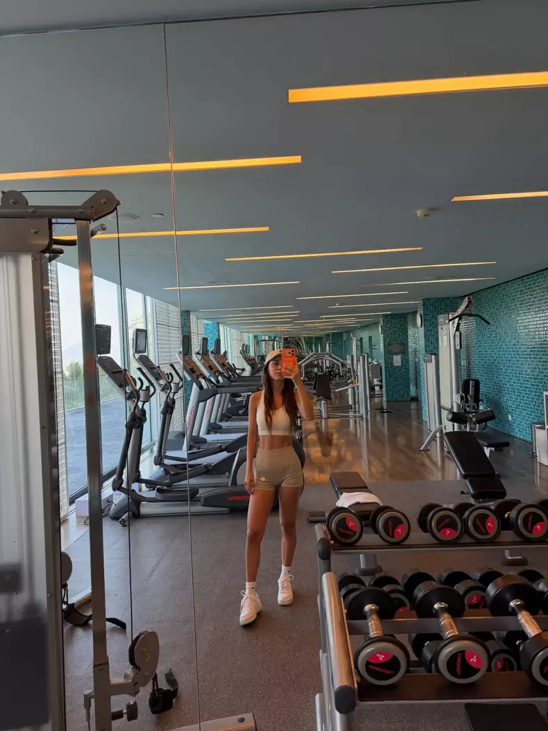 mira mirabela cismaru (7)