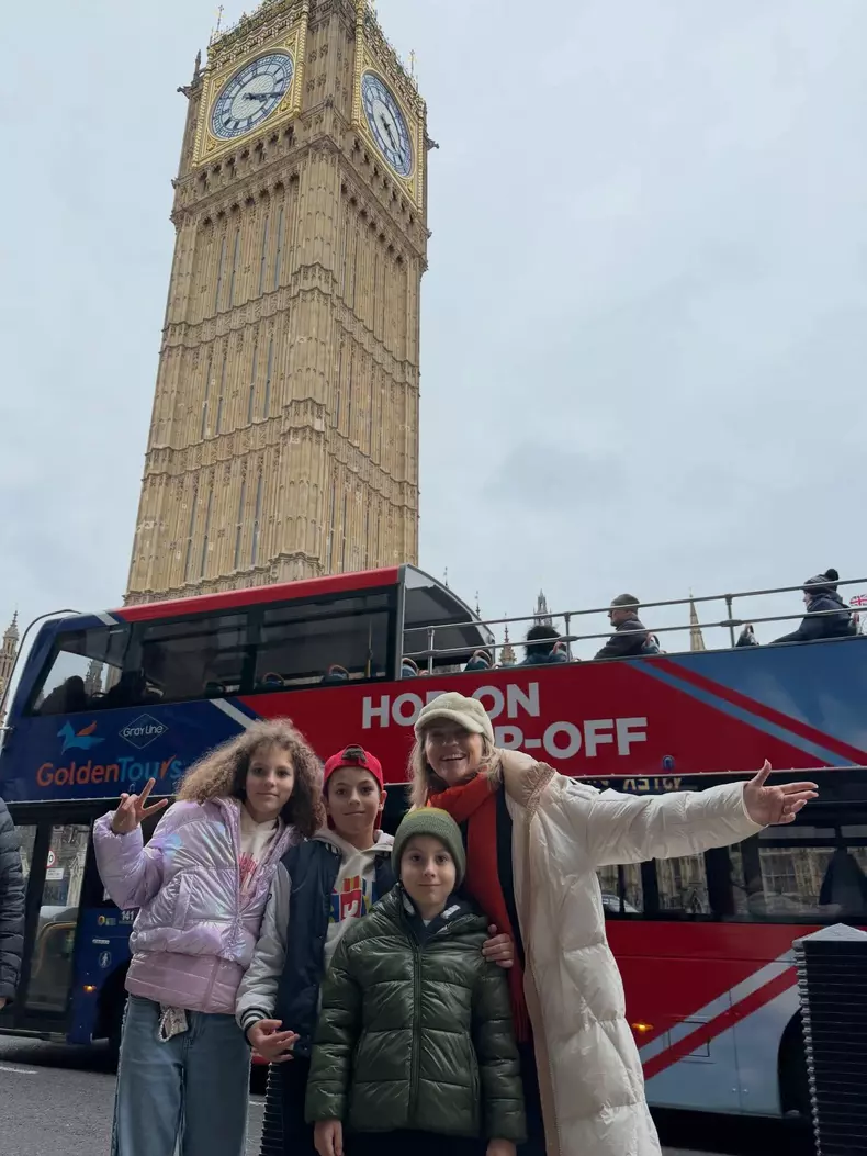 mirela vaida si copiii vacanta londra 1