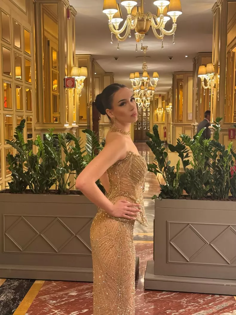 Sara, fiica lui Brigitte Pastramă (1)