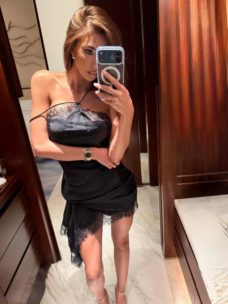 selina megastar Stefani Silikchiyska cantareata bulgaria (2)
