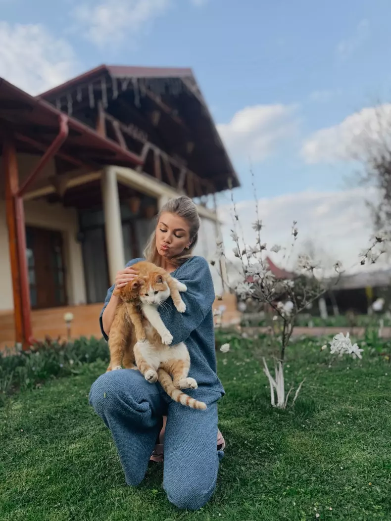 Processed with Lensa with CU6 filter