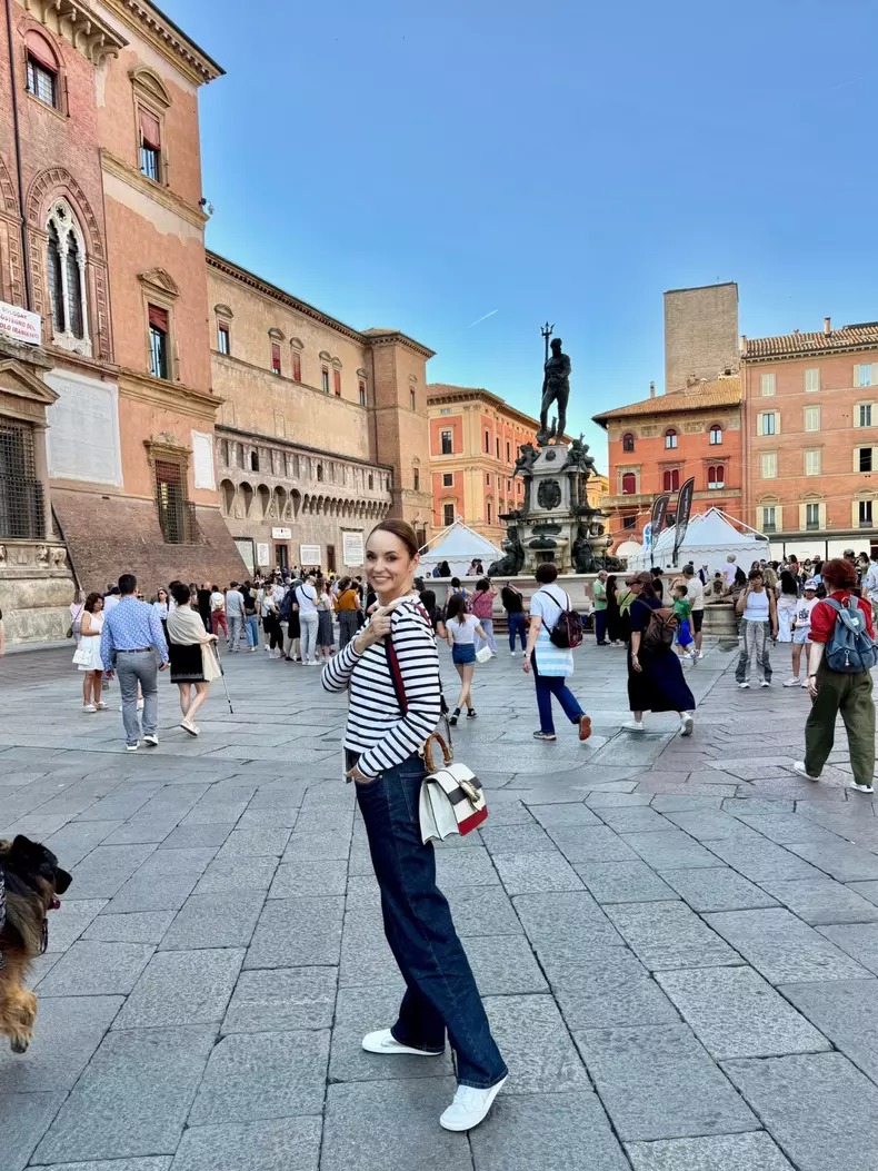 Andreea Marin in Bologna