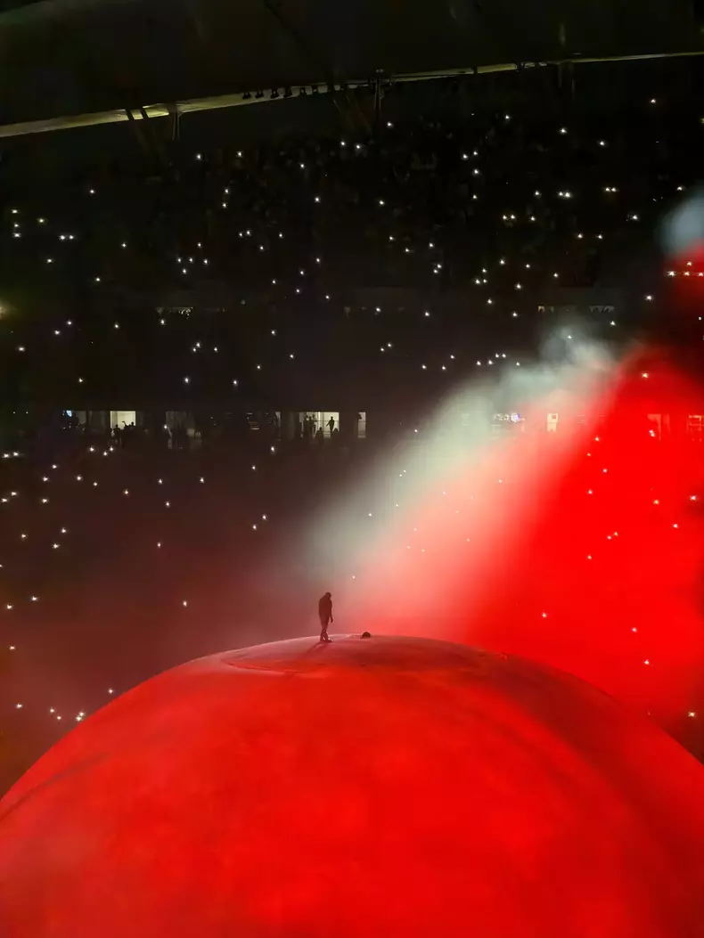 adelina pestritu istanbul concert kanye west turcia (13)