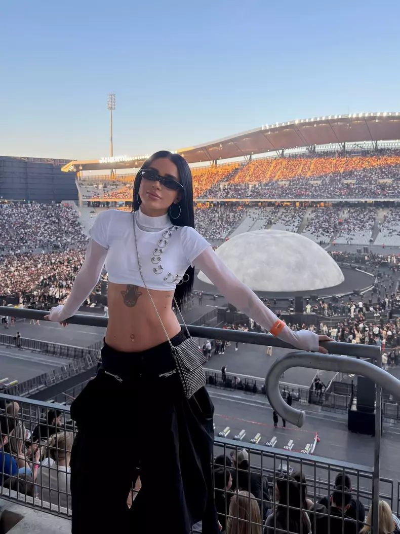 adelina pestritu istanbul concert kanye west turcia (8)