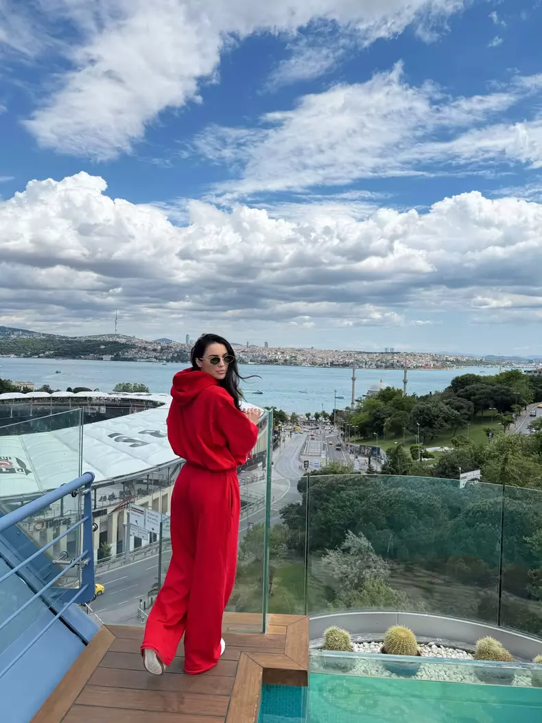 ioana tamas instanbul turcia (1)