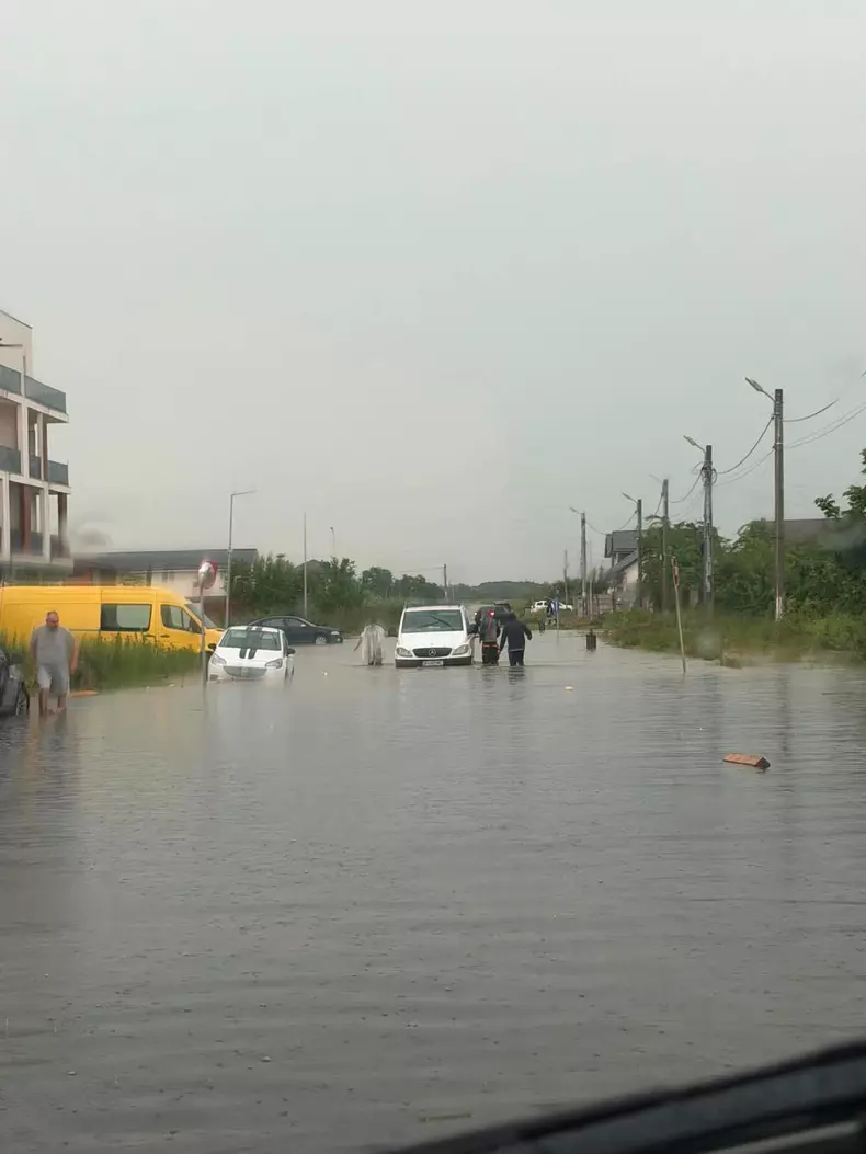 ploaie-torentiala-in-bucuresti