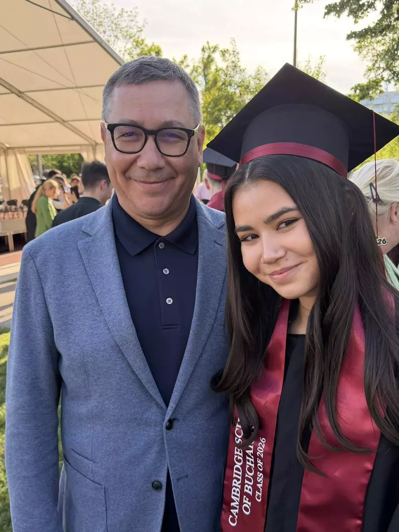 Victor Ponta si fiica lui
