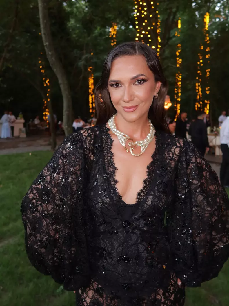 Adela Popescu  (2)