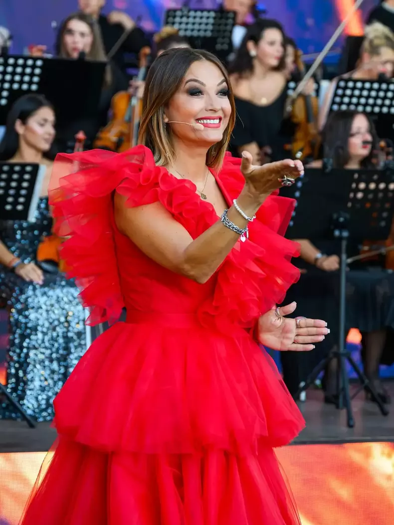Anca Turcasiu (4)