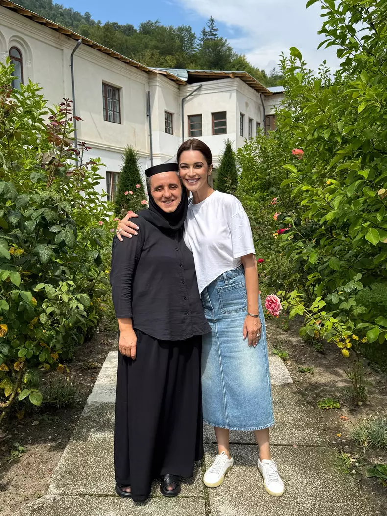 andreea berecleanu la manastire