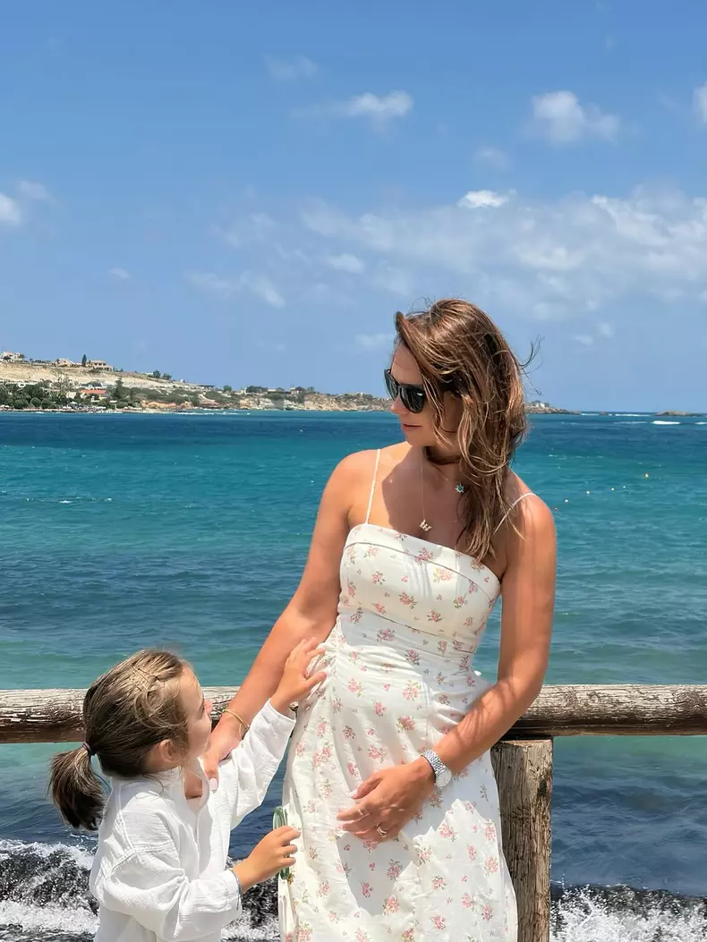 Magda Palimariu si fiul ei (3)